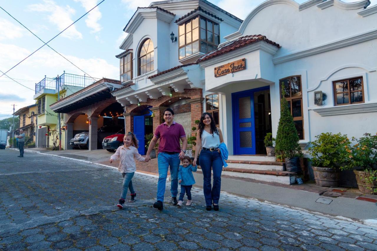 Hotel Boutique Casa Jose Coban Exterior photo